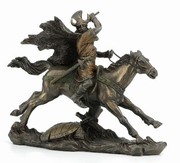 Viking se sekerou na koni 13cm